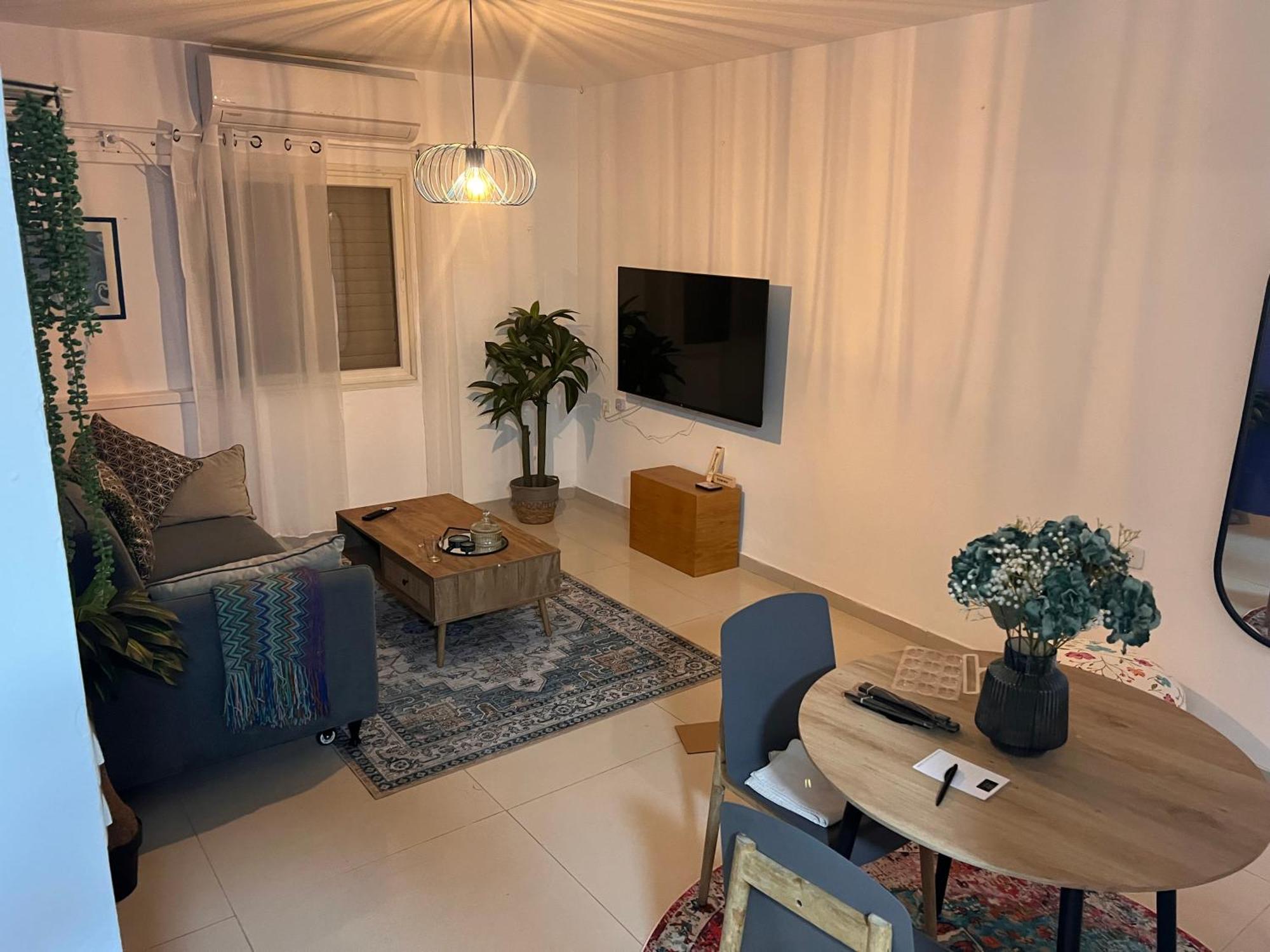 Duke Of The Dead Sea By Crown Apartment Неве Зохар Екстериор снимка